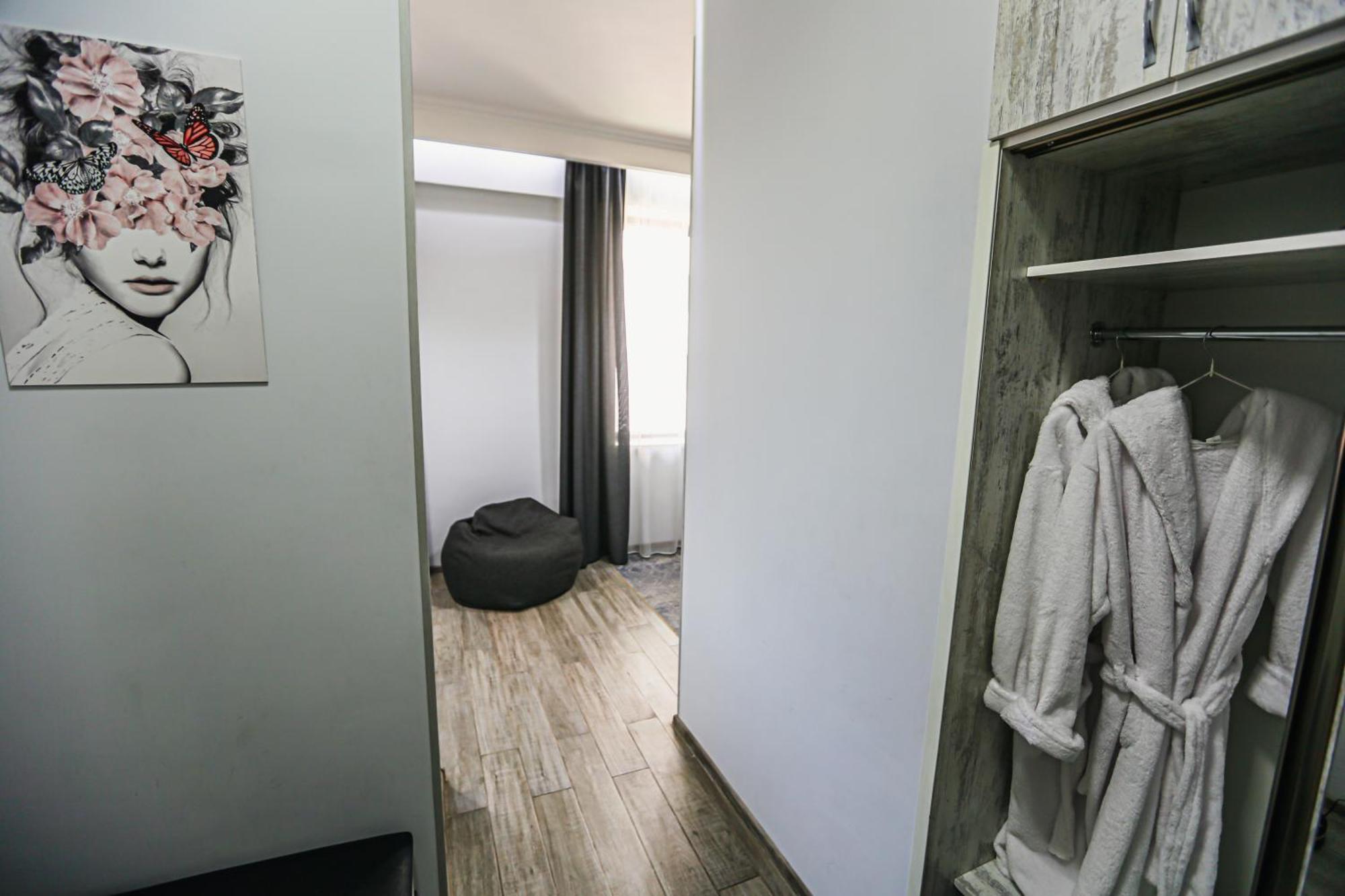 L&L. Apartment Yerevan Exterior photo